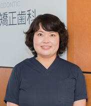 院長：河合奈津子