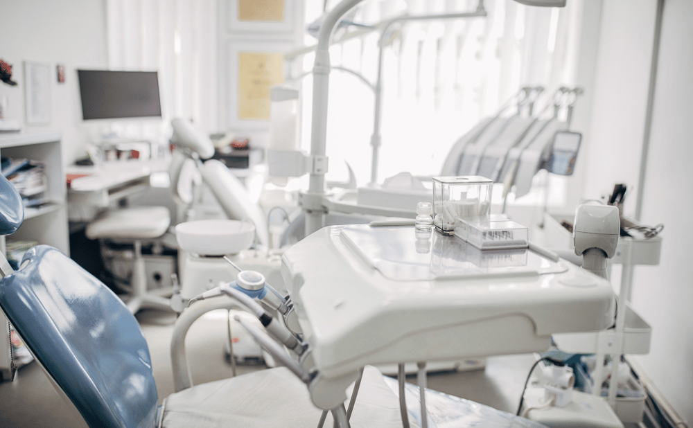 東海市からも信頼して通えるインプラント治療ができる歯科医院とは?