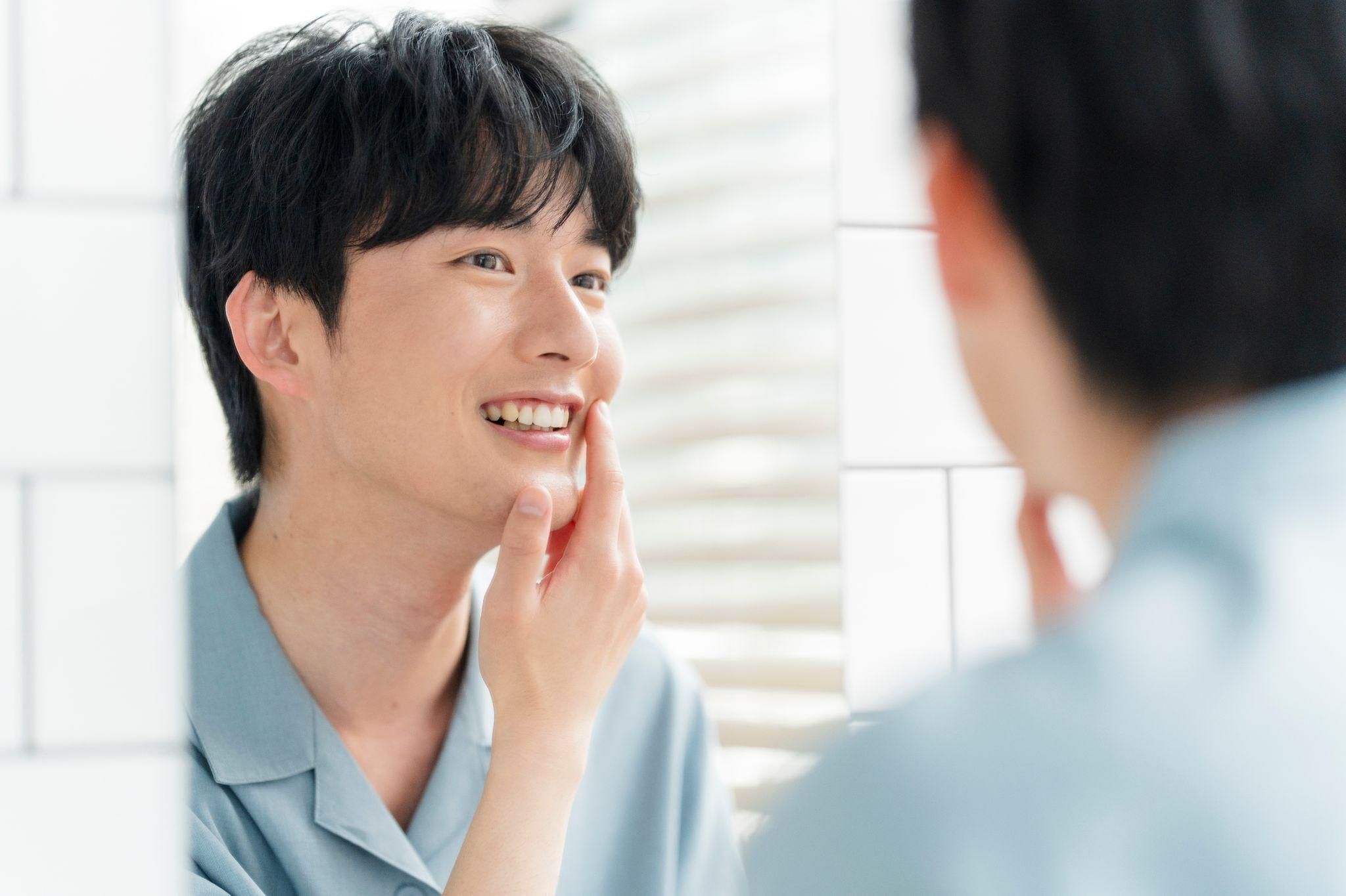 インプラントとセラミックの違い
